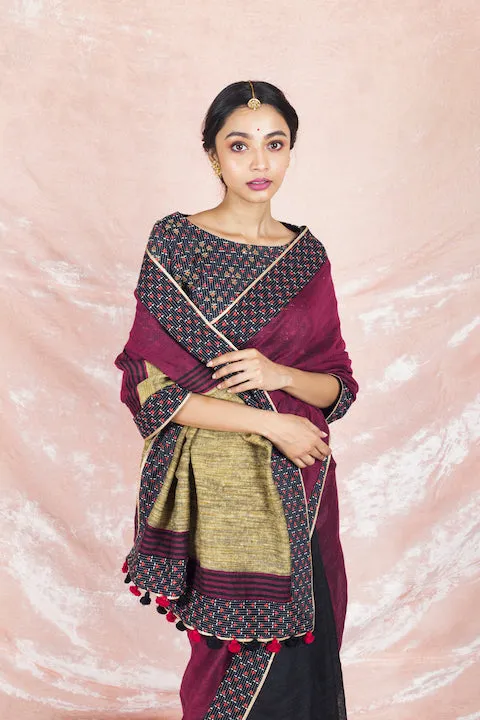 90Z088-RO Wine and Black Handloom Saree with Saree Blouse