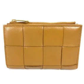 BOTTEGAVENETA Folded wallet 667130 leather beige Compact wallet Medium Cassette Bifold Wallet Zipper Wallet Women Used Authentic