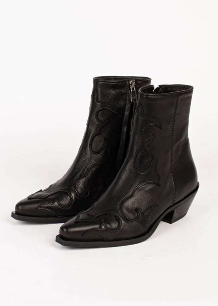 Bukela Julia Western Stvler - Black