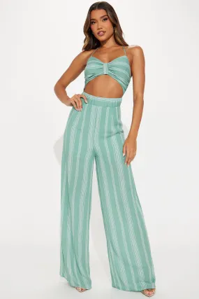 Chasing Islands Jumpsuit - Green