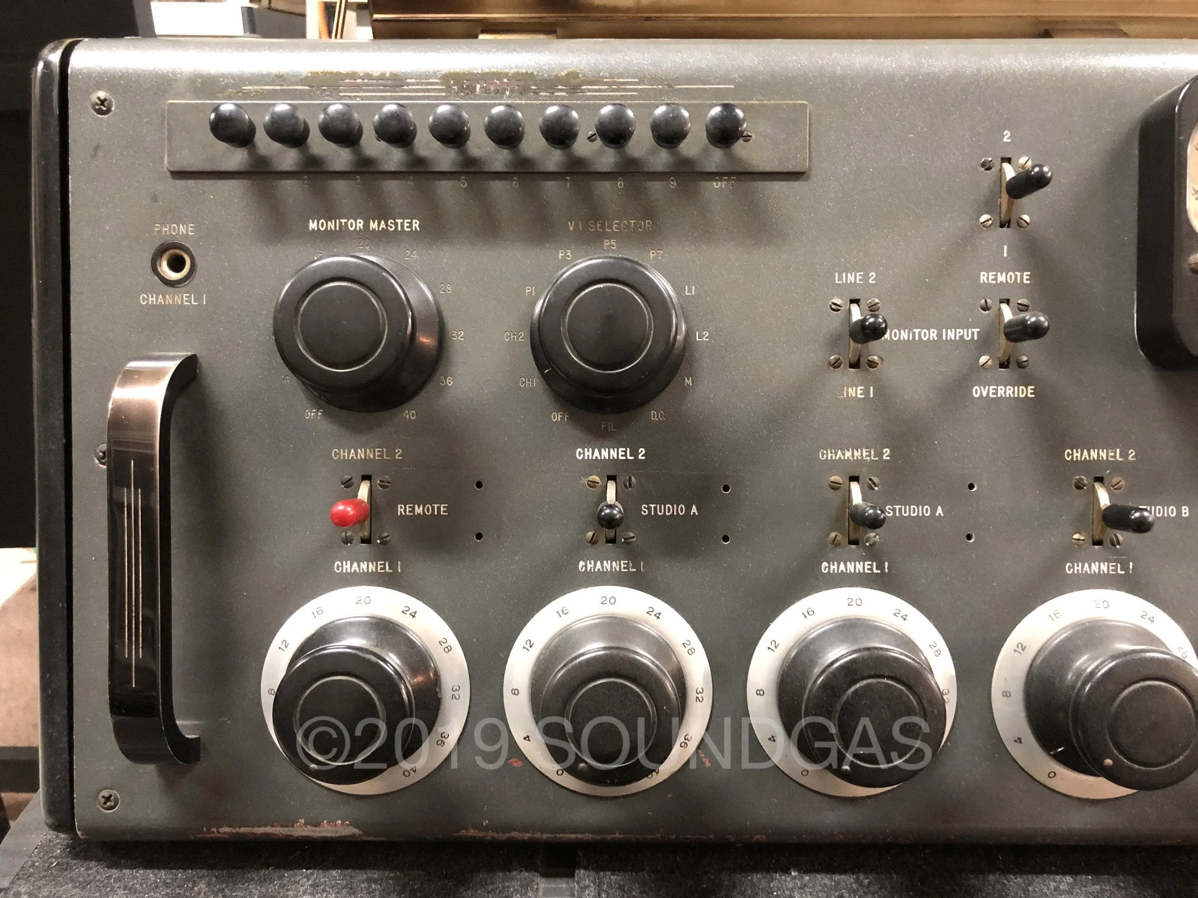 Collins 212 A Tube Console