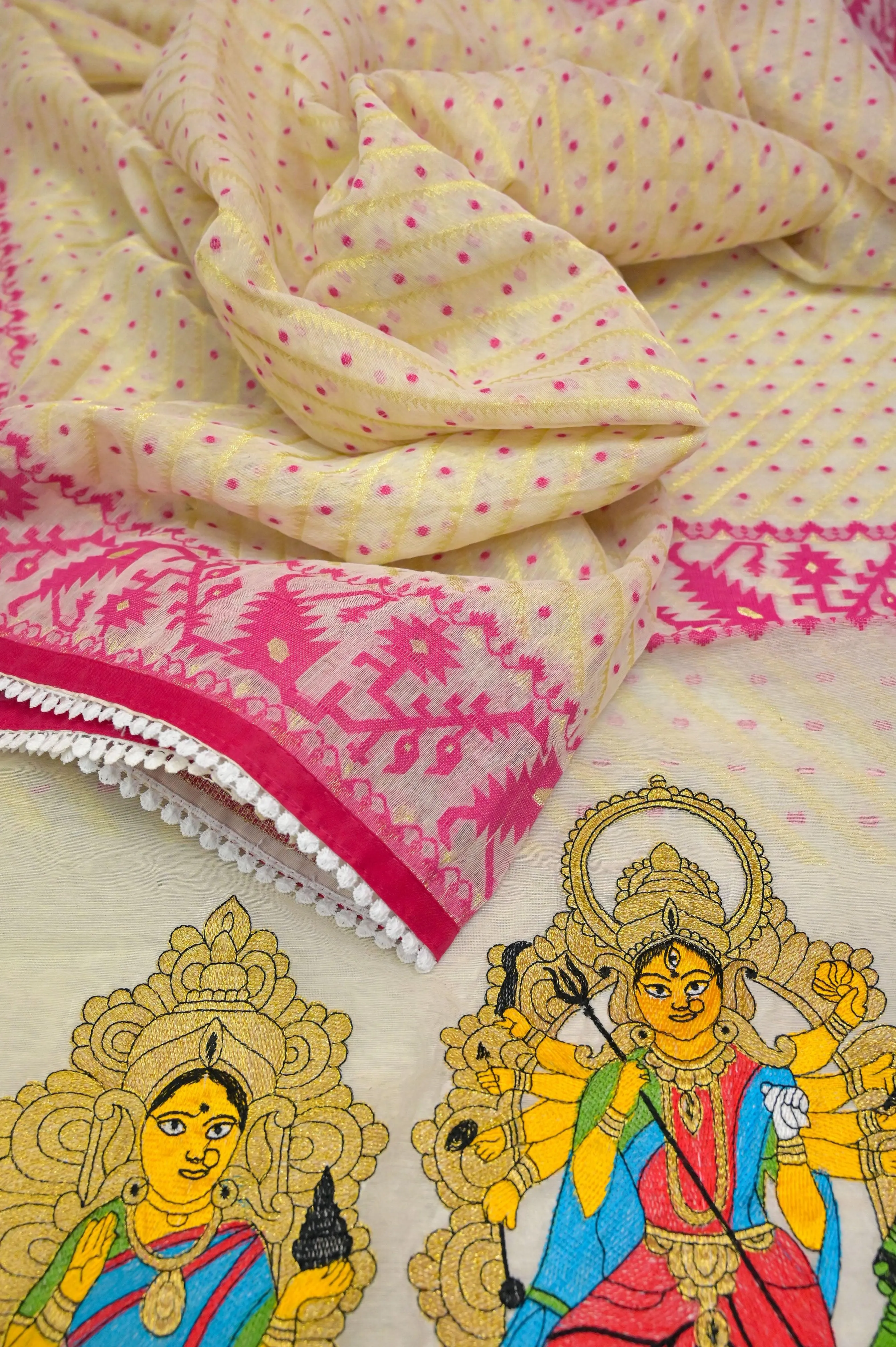 Cream and Pink Color Durga Jamdani Saree with Embroidery and Lace Work