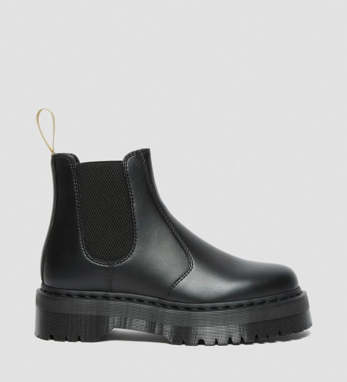 Dr.Martens 2976 Quad Chelsea Boot Vegan Black Felix Rub Off Plateau 27560001