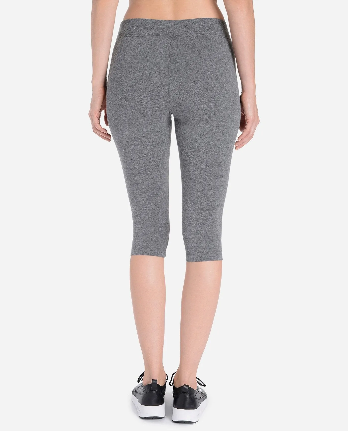 Essentials Capri Legging