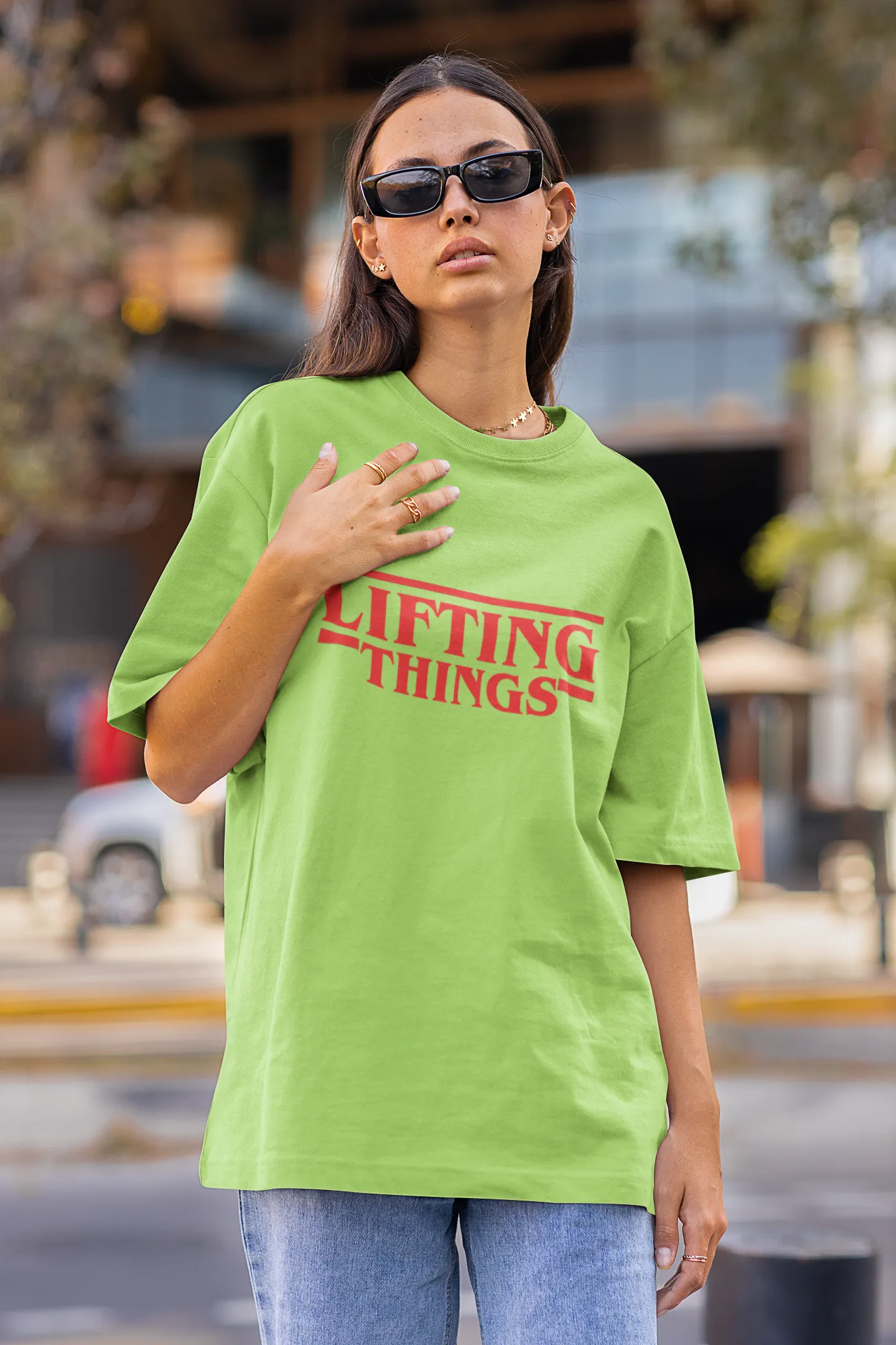 LIFTING THINGS Oversized T-shirt