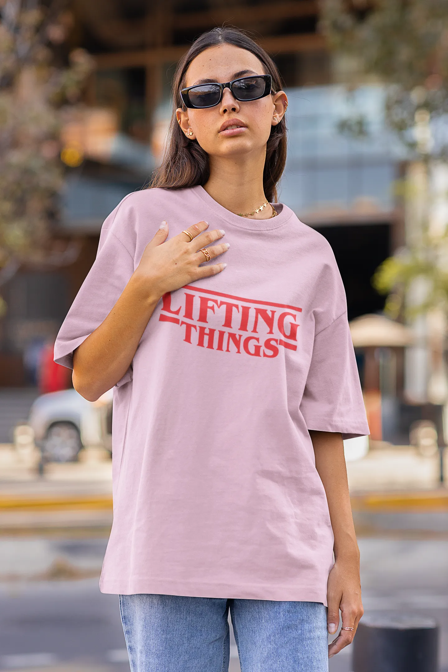 LIFTING THINGS Oversized T-shirt