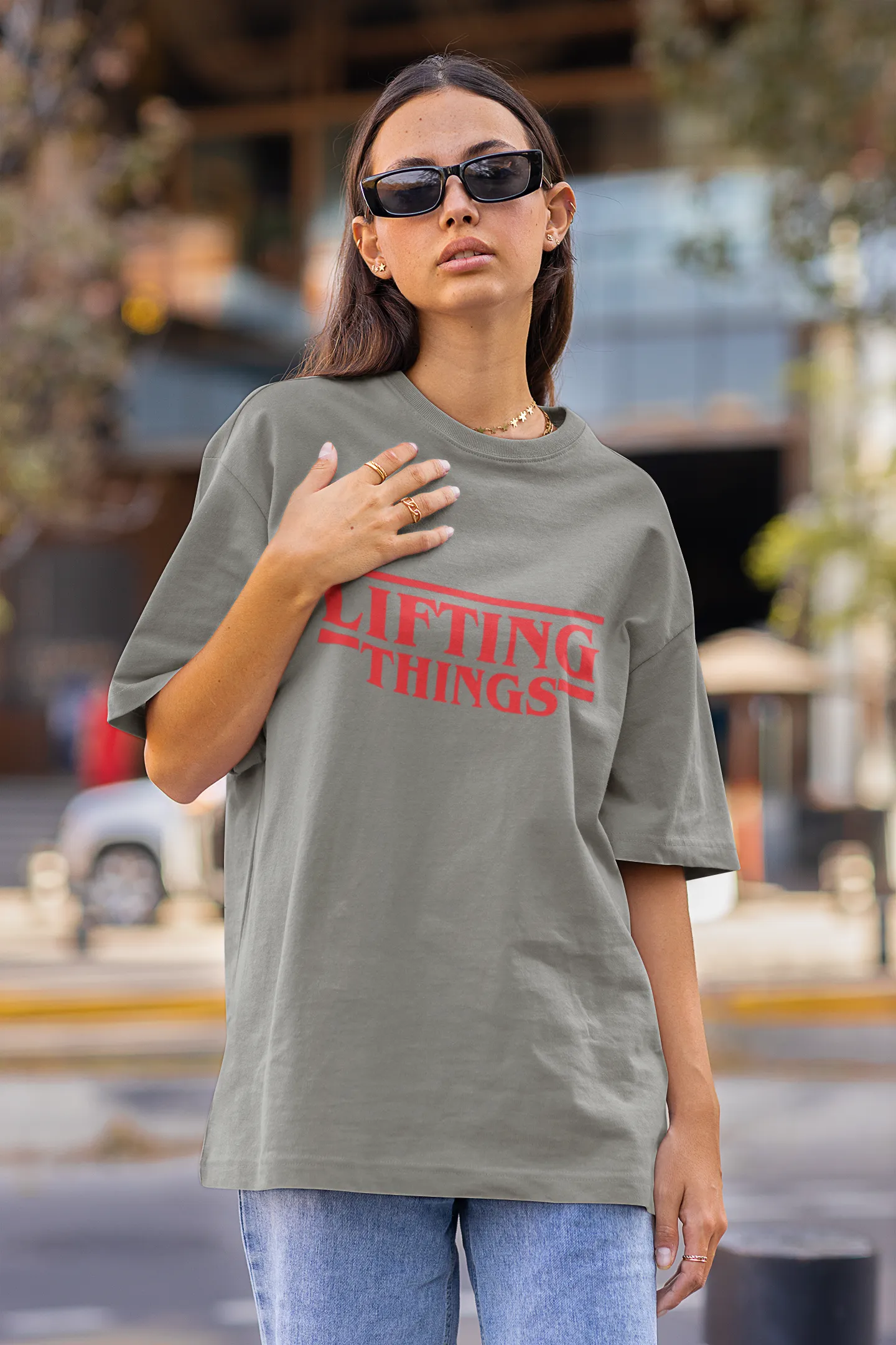 LIFTING THINGS Oversized T-shirt