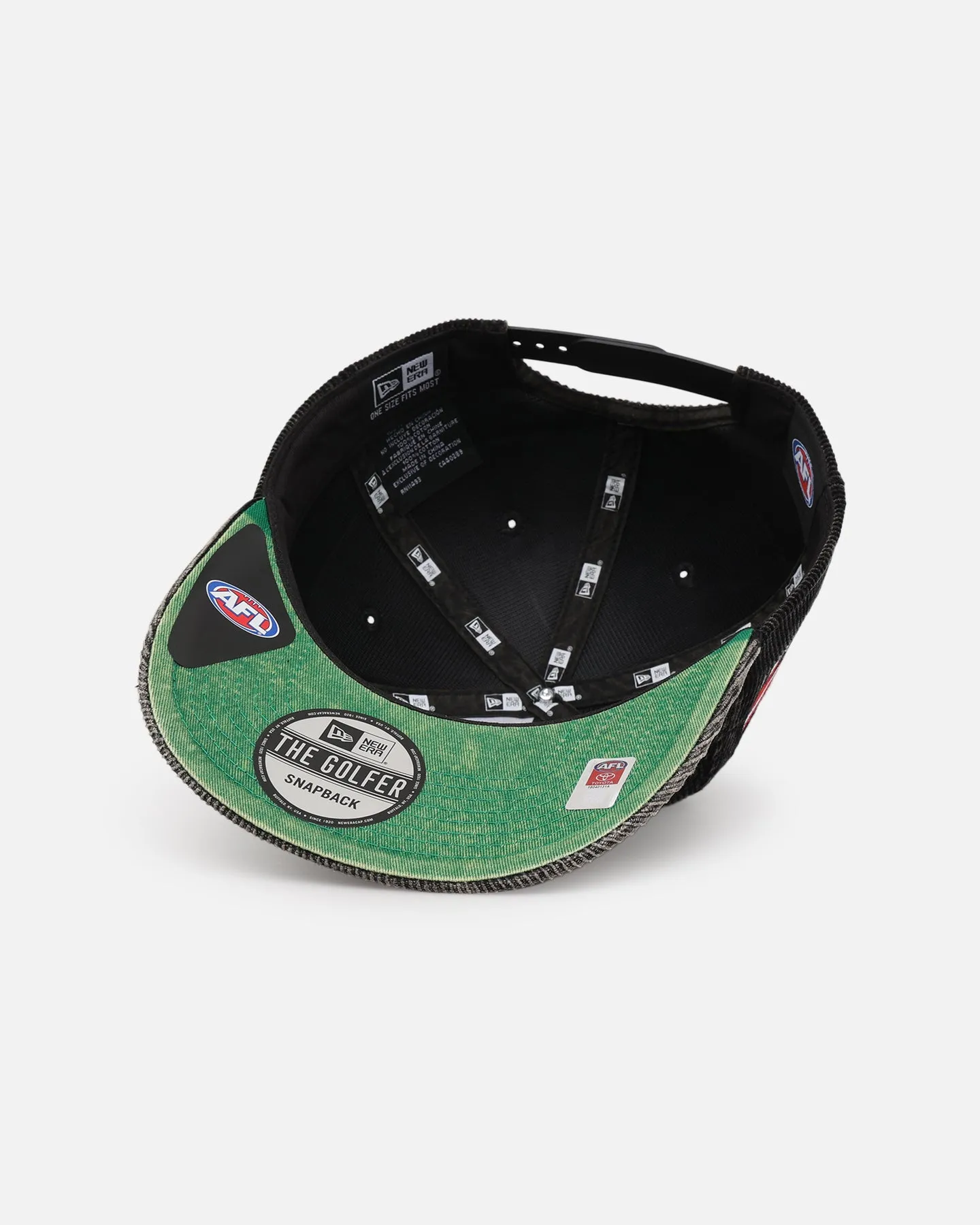 New Era Brisbane Lions 'Washed Corduroy' Pre-Curved Golfer Snapback Black/Kelly Green