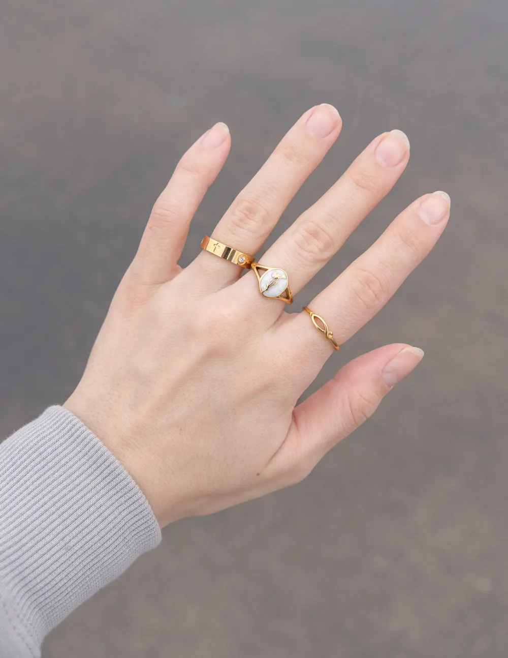 Wildflower Signet Ring